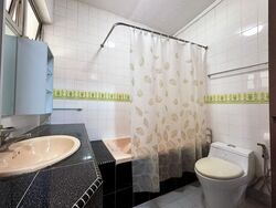 Blk 834 Hougang Central (Hougang), HDB Executive #526124151